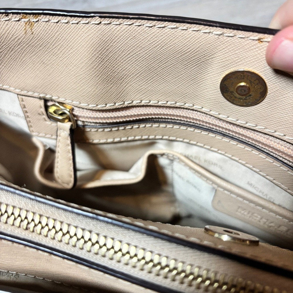 Michael Kors Beige Saffiano Leather Satchel Handbag Gold Hardware Neutral Tote - Picture 13 of 16